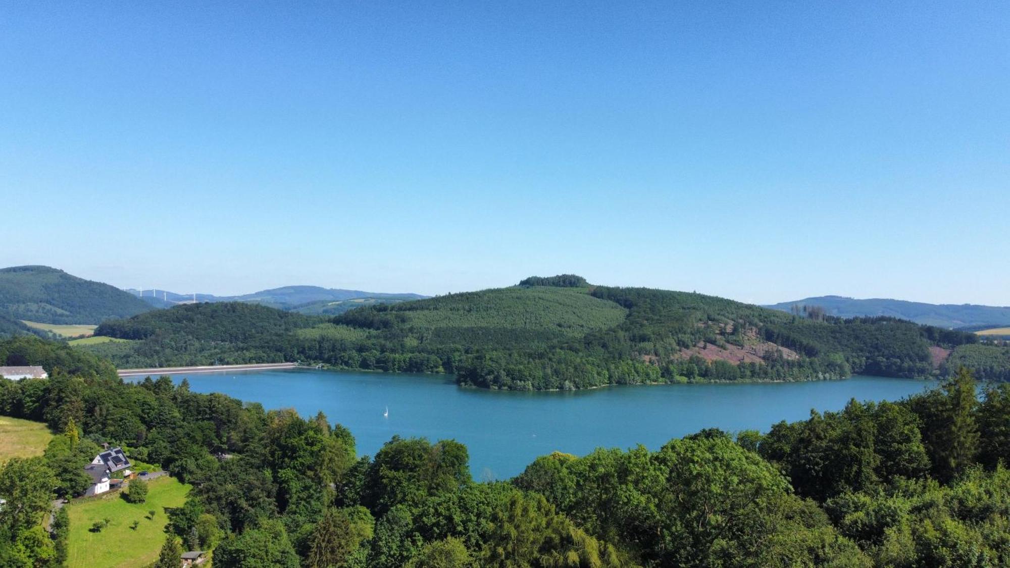 Ferienhaus Berghausen Am Hennesee Meschede Luaran gambar
